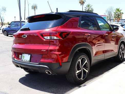 Used 2022 Chevrolet TrailBlazer RS w/ Technology Package FWD image 13