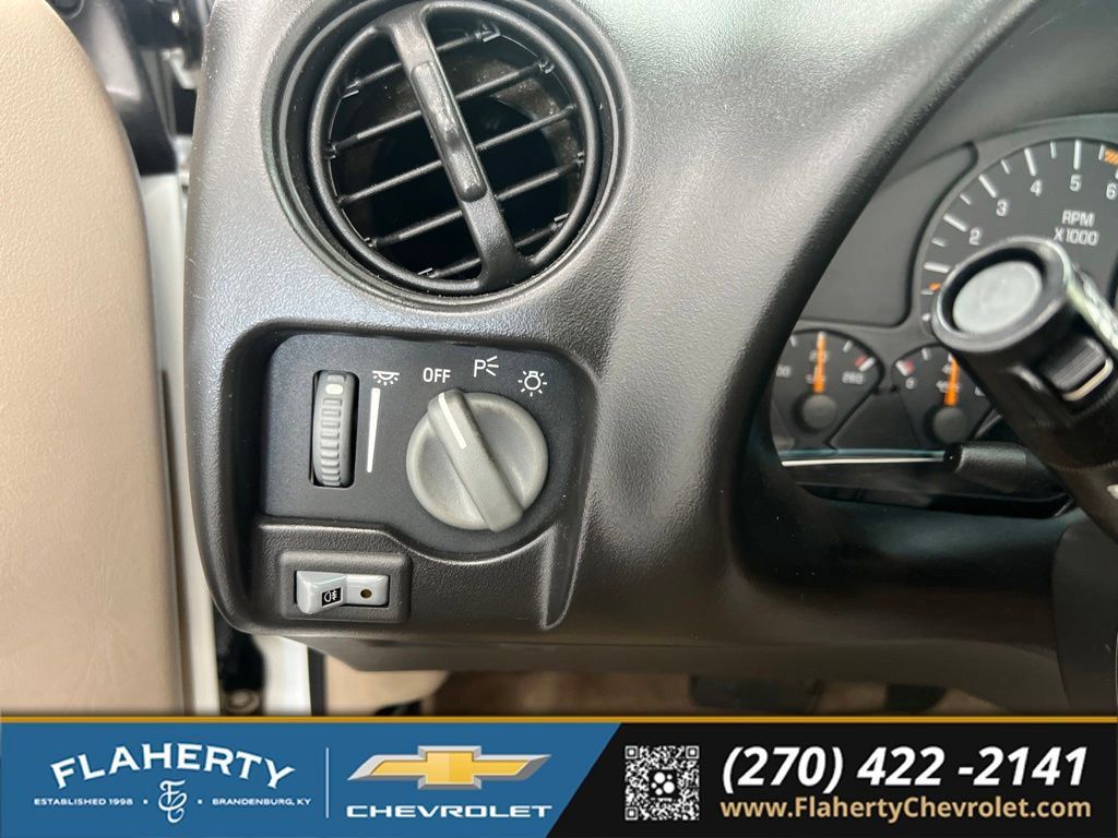 Used 2000 Pontiac Firebird Formula RWD image 19