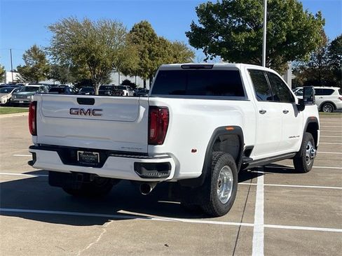 Used 2022 GMC Sierra 3500 Denali image 4