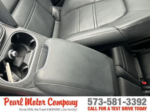 Used 2023 Porsche Cayenne Platinum Edition AWD/4WD image 19