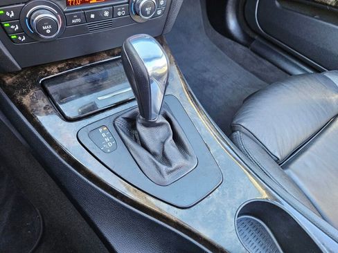 Used 2009 BMW 328i Convertible image 20