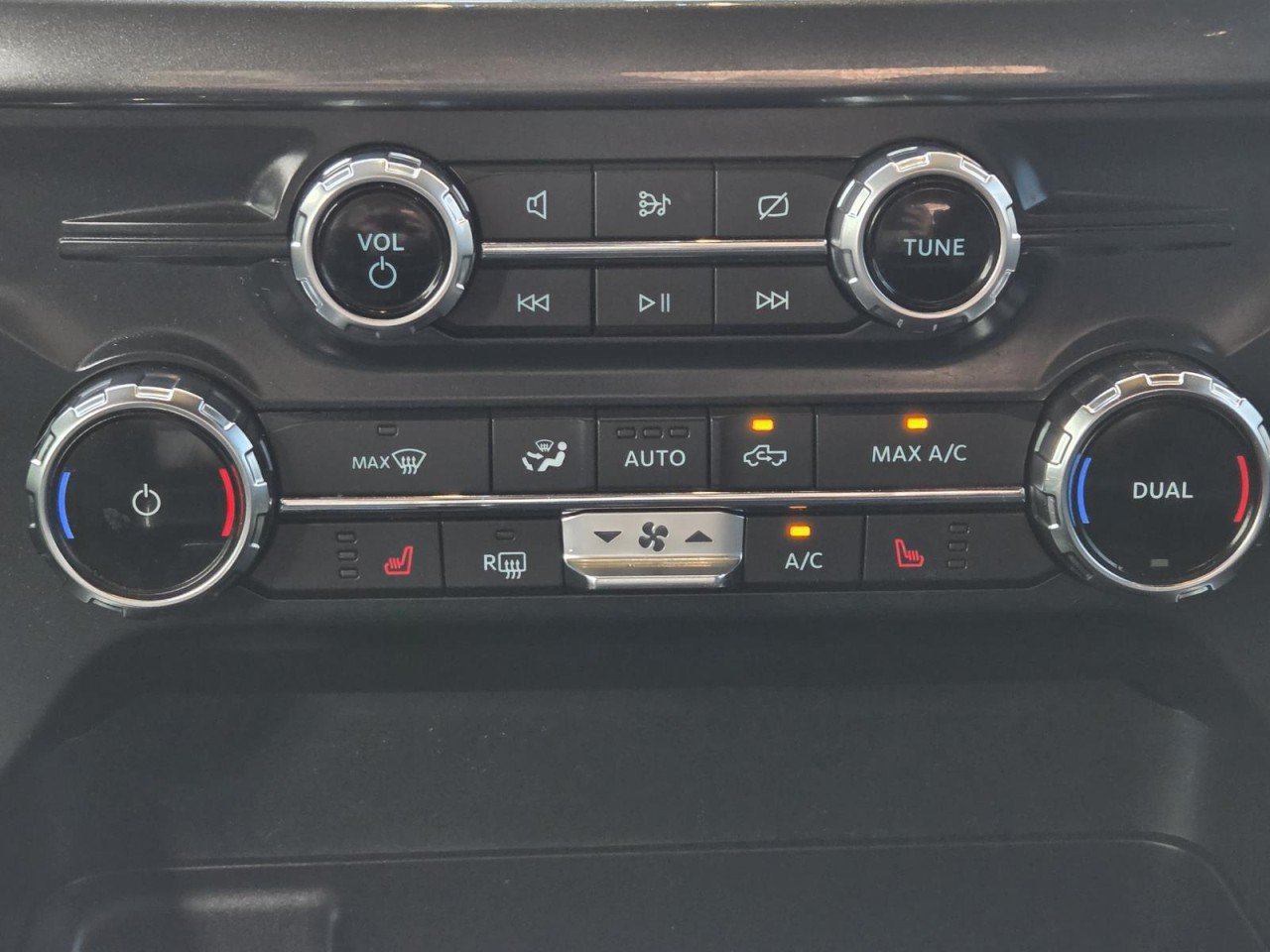 Used 2022 Ford F150 XLT w/ Equipment Group 302A High AWD/4WD image 16