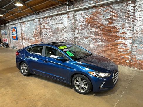 Used 2018 Hyundai Elantra Value Edition image 89