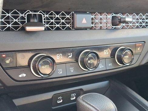 Used 2025 Honda Accord SE image 17