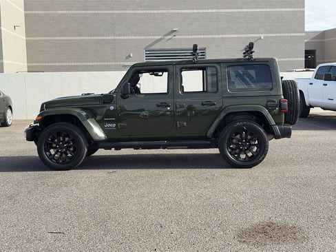Used 2021 Jeep Wrangler Unlimited Sahara w/ Cold Weather Group AWD/4WD image 9