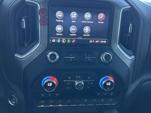 Used 2021 GMC Sierra 1500 Denali w/ Denali Ultimate Package AWD/4WD image 19