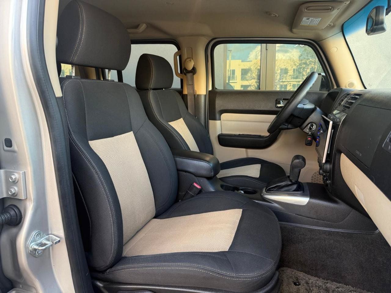 Used 2006 HUMMER H3 w/ Chrome Appearance Package AWD/4WD image 18