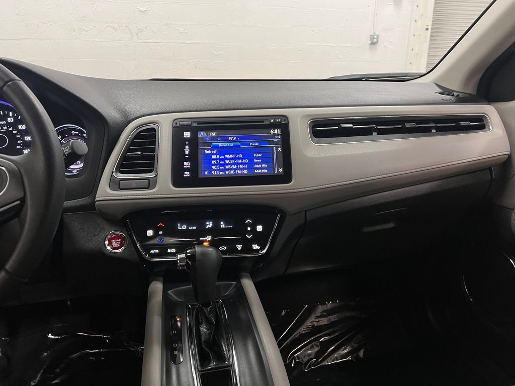 Used 2018 Honda HR-V EX-L image 18