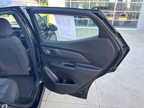 Used 2027 Chevrolet Bolt LT w/ Comfort Package FWD image 31