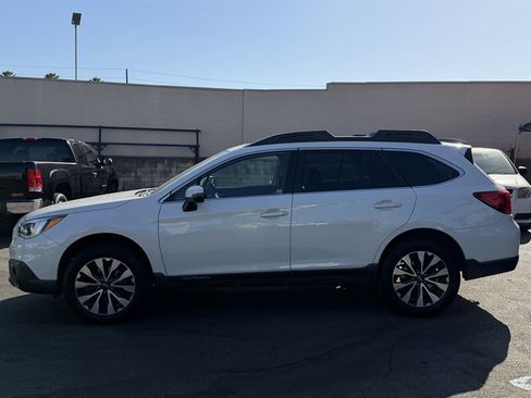 Used 2017 Subaru Outback 2.5i Limited AWD/4WD image 13