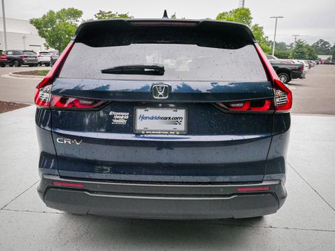Used 2026 Honda CR-V EX-L image 9