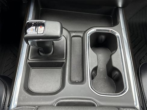 Used 2024 Chevrolet Silverado 1500 RST image 26