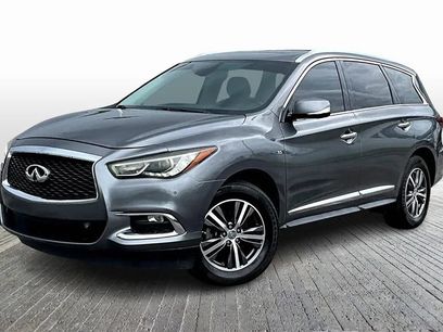 Used 2019 INFINITI QX60 Luxe w/ Essential Package