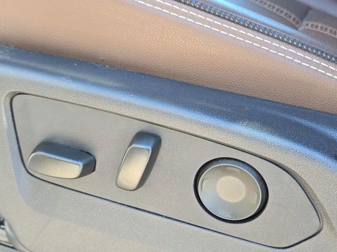 Used 2026 Chevrolet Tahoe High Country image 12