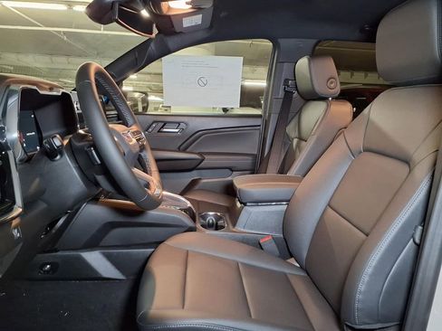 New 2026 GMC Canyon Elevation w/ Convenience Package RWD image 15