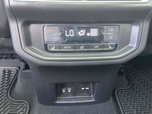 New 2026 Volkswagen Atlas SEL AWD/4WD image 16