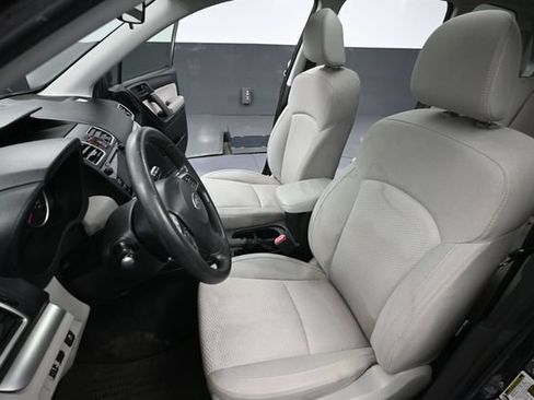Used 2016 Subaru Forester 2.5i Premium w/ Protection Package #1 AWD/4WD image 17