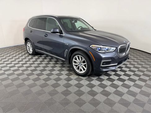 Used 2022 BMW X5 xDrive45e w/ Executive Package image 1