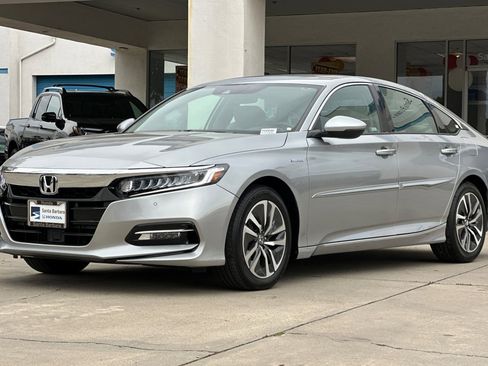 Used 2019 Honda Accord Touring image 8