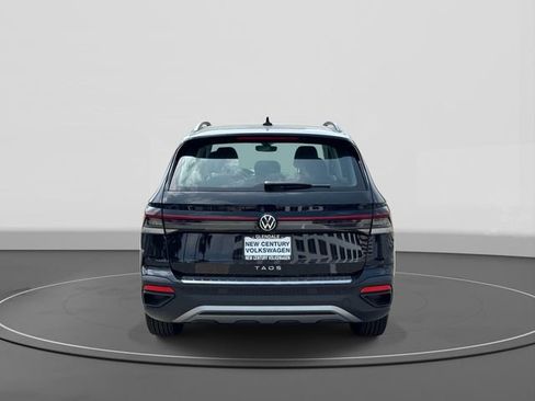 New 2026 Volkswagen Taos S FWD image 4