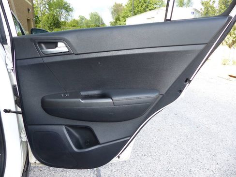 Used 2019 Kia Sportage LX w/ LX Popular Package AWD/4WD image 42