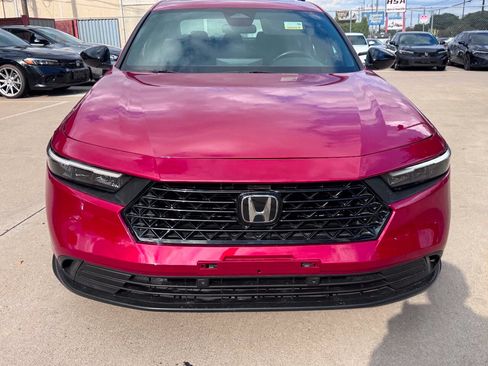 Used 2023 Honda Accord Sport image 2