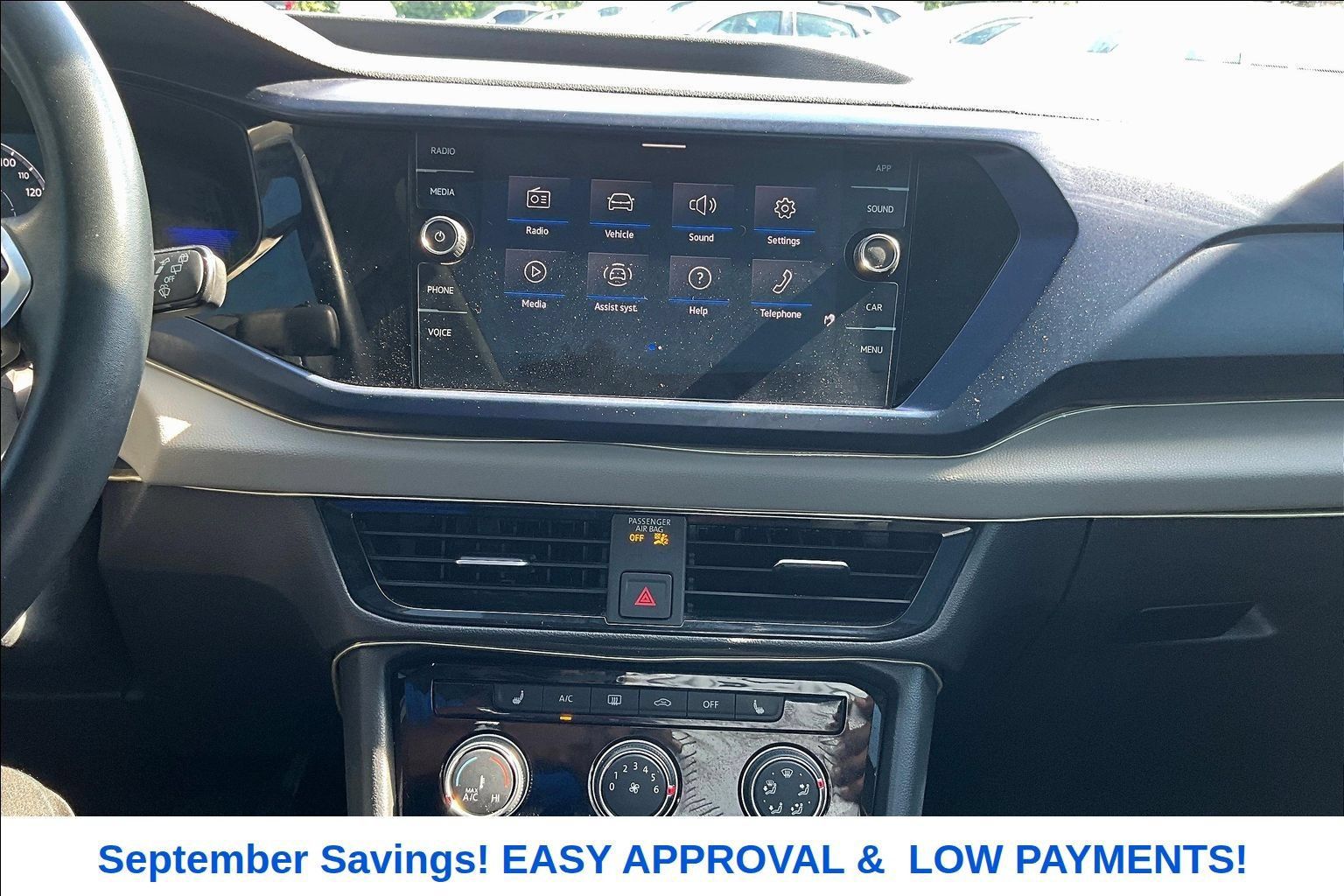 Used 2023 Volkswagen Taos SE AWD/4WD image 13