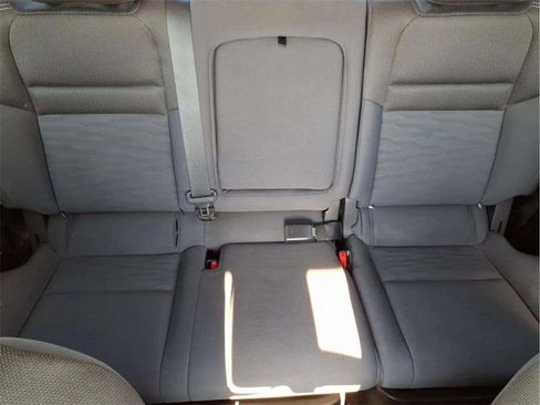 Used 2022 Nissan Frontier SV w/ Technology Package image 19