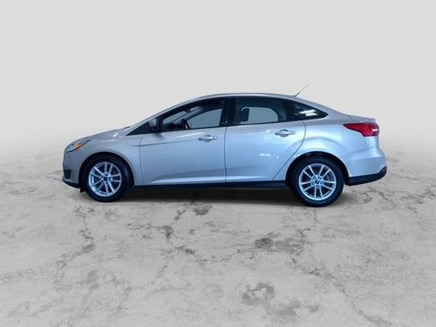 Used 2018 Ford Focus SE image 7
