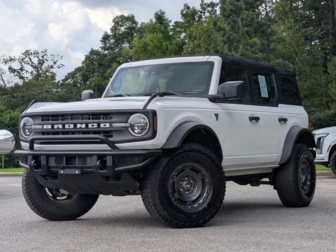 Used 2025 Ford Bronco 4-Door w/ Sasquatch Package AWD/4WD image 4