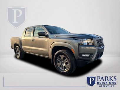 Used 2025 Nissan Frontier SV w/ SV Convenience Package