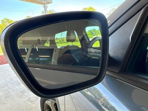 Used 2025 Ford Escape ST-Line Select AWD/4WD image 34