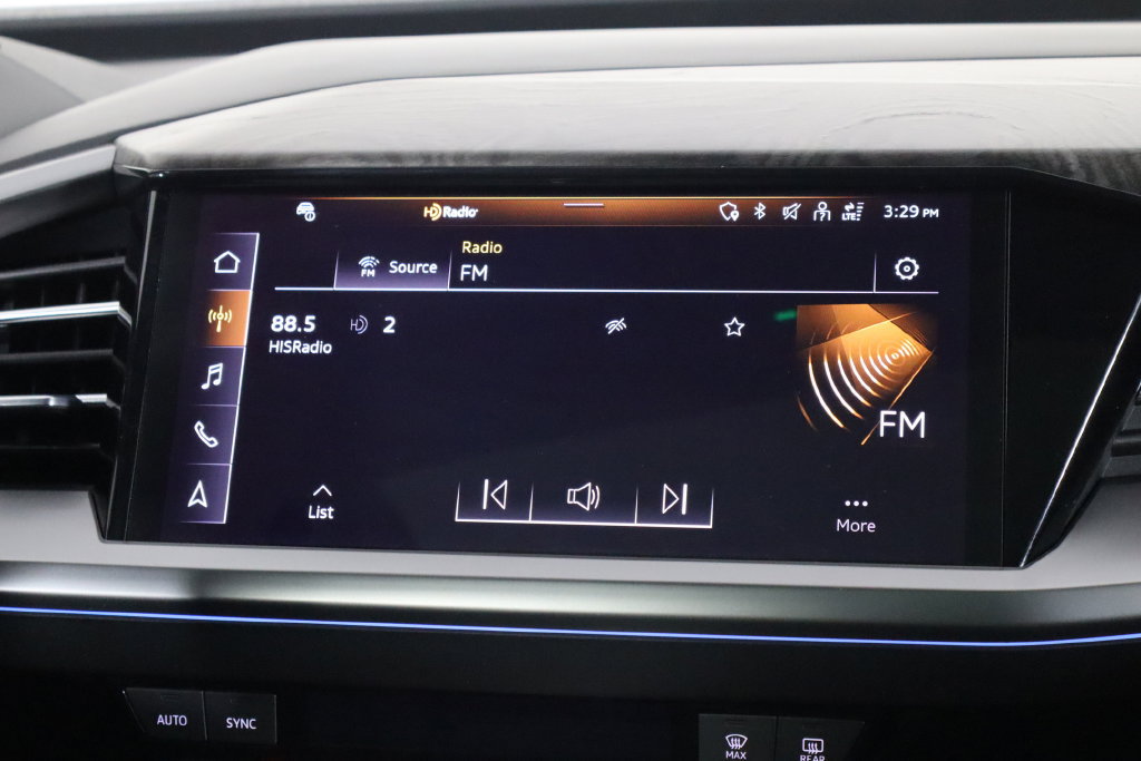 Used 2023 Audi Q4 e-tron Premium Plus w/ Premium Plus RWD image 28