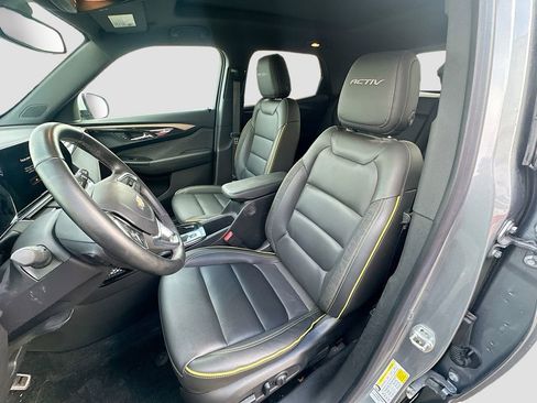 Used 2024 Chevrolet TrailBlazer ACTIV w/ Convenience Package image 19