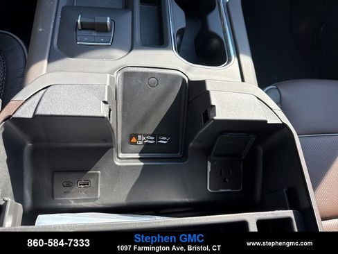 New 2026 GMC Sierra 2500 Denali w/ Denali Reserve Package AWD/4WD image 22