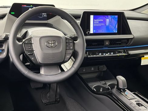 New 2027 Toyota Prius FWD image 28