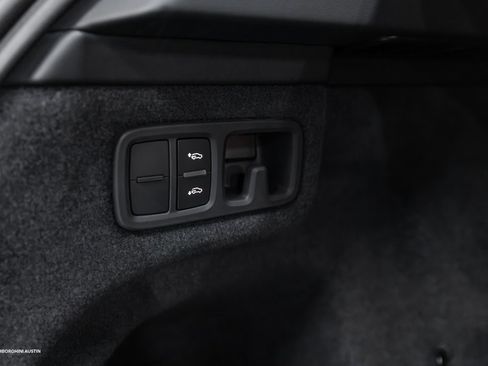 New 2025 Lamborghini Urus SE image 14