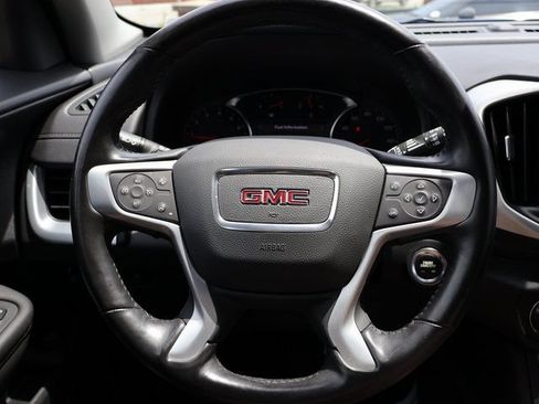 Used 2022 GMC Terrain SLT w/ LPO, Floor Liner Package AWD/4WD image 31