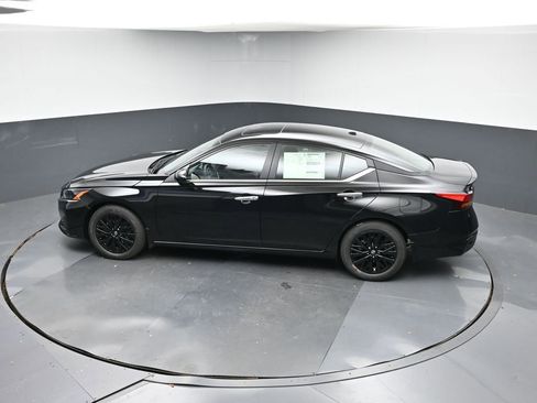 New 2025 Nissan Altima 2.5 SV w/ SV Special Edition Package image 53