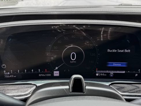 Used 2022 Cadillac Escalade ESV Premium Luxury AWD/4WD image 20