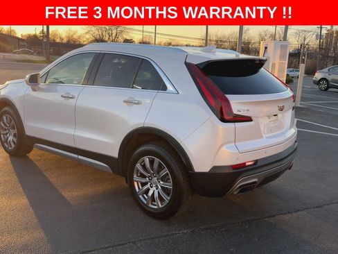 Used 2019 Cadillac XT4 Premium Luxury w/ Cold Weather Package FWD image 6