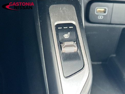 Used 2022 Kia Sorento S FWD image 27