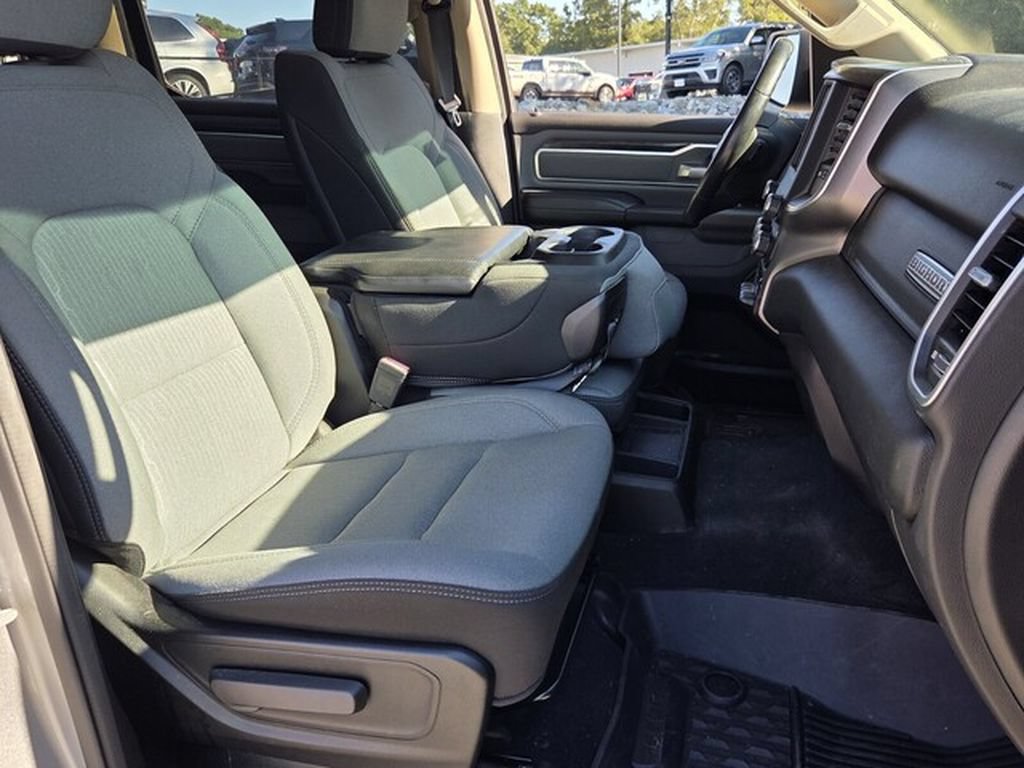 Used 2019 RAM 1500 Big Horn AWD/4WD image 13