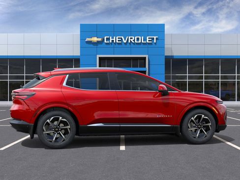 New 2025 Chevrolet Equinox EV LT w/ LPO, All-Weather Mat Package image 5