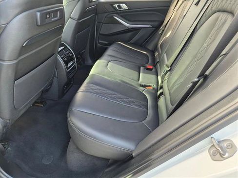 Used 2022 BMW X5 M50i w/ Executive Package AWD/4WD image 17