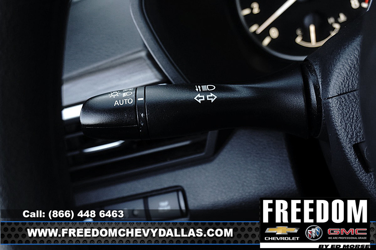 Used 2025 Nissan Altima 2.5 SV FWD image 23