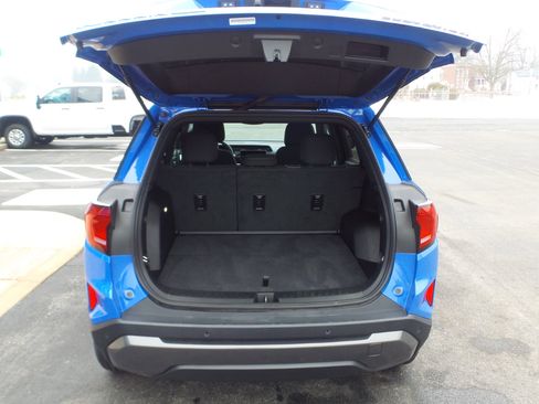 Used 2025 GMC Terrain Elevation image 7