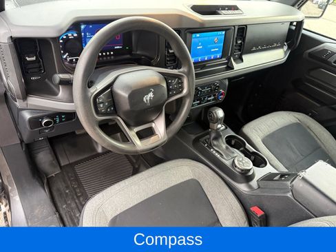 Used 2023 Ford Bronco 2-Door AWD/4WD image 16