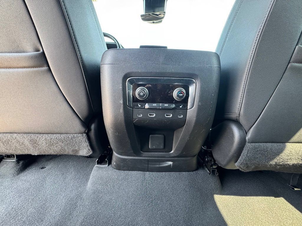 Used 2023 Chevrolet Tahoe Premier w/ Advanced Technology Package AWD/4WD image 36