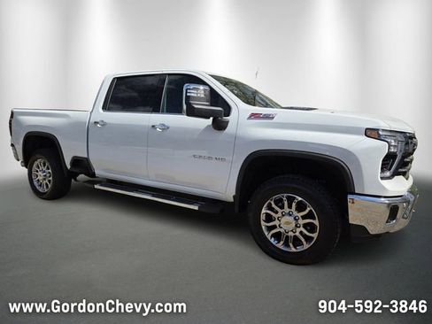 New 2026 Chevrolet Silverado 2500 LTZ w/ LTZ Plus Package AWD/4WD image 10